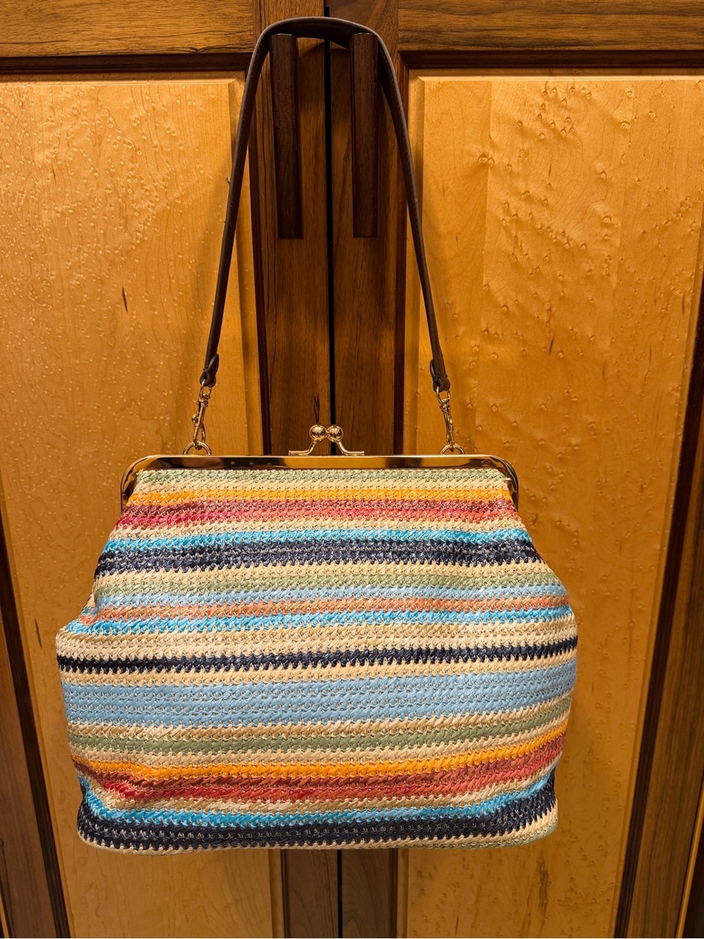 Multicolor Kiss-lock Large Straw Shoulder Bag